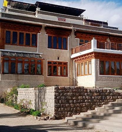 Lhardak Home Stay Лех Екстериор снимка