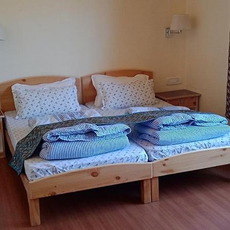 Lhardak Home Stay Лех Екстериор снимка