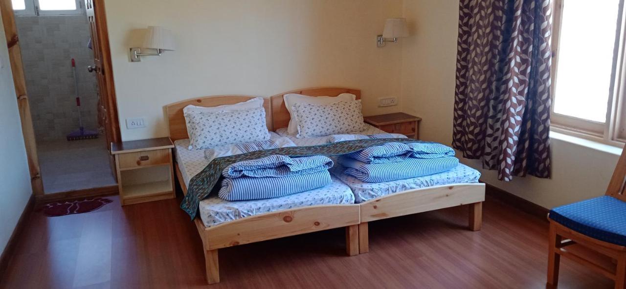 Lhardak Home Stay Лех Екстериор снимка